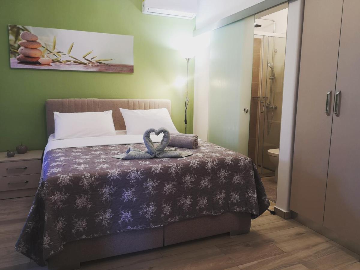 Apartments Rina - Kneze Račišće Esterno foto
