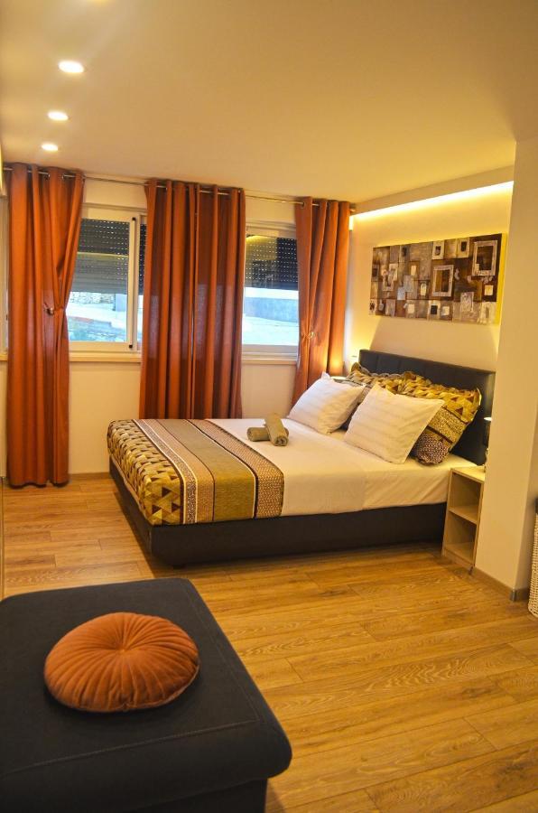 Apartments Rina - Kneze Račišće Esterno foto