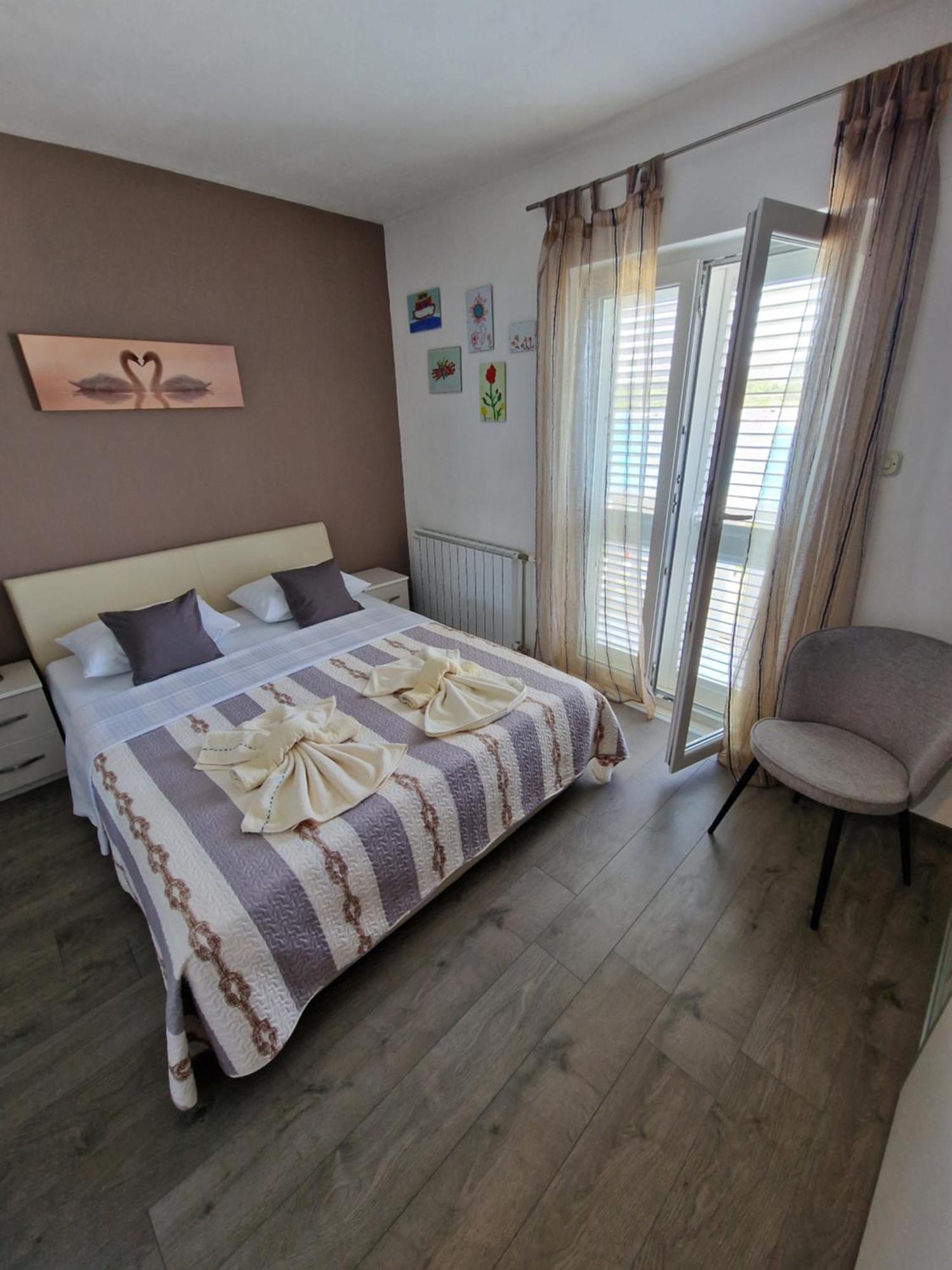 Apartments Rina - Kneze Račišće Camera foto